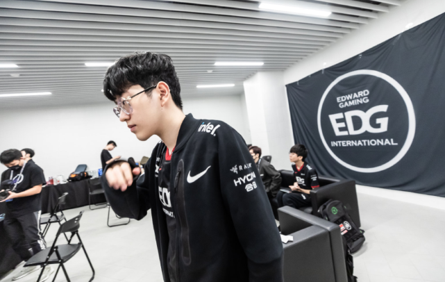 在对手最强 在对手最强