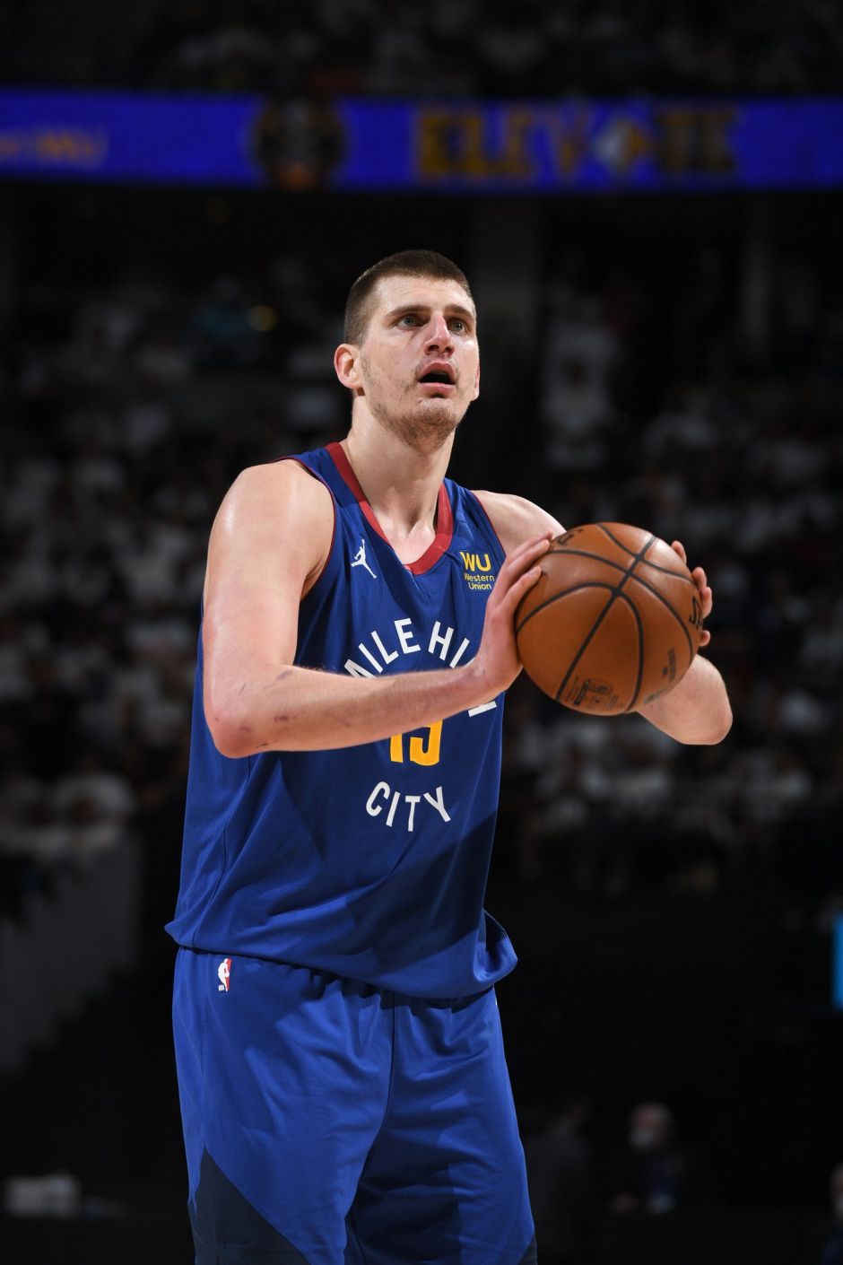 对防线密集 对防线密集