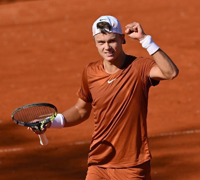 育赛事的运 育赛事的运