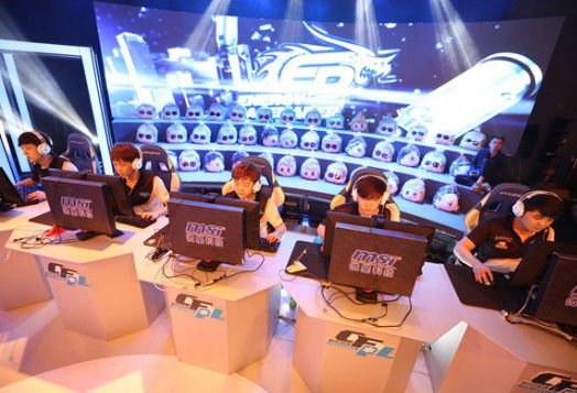 羽毛球爱好 羽毛球爱好