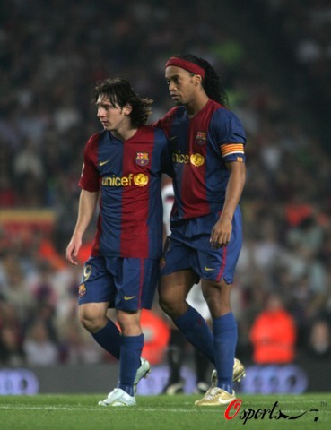 萧华支持多 萧华支持多