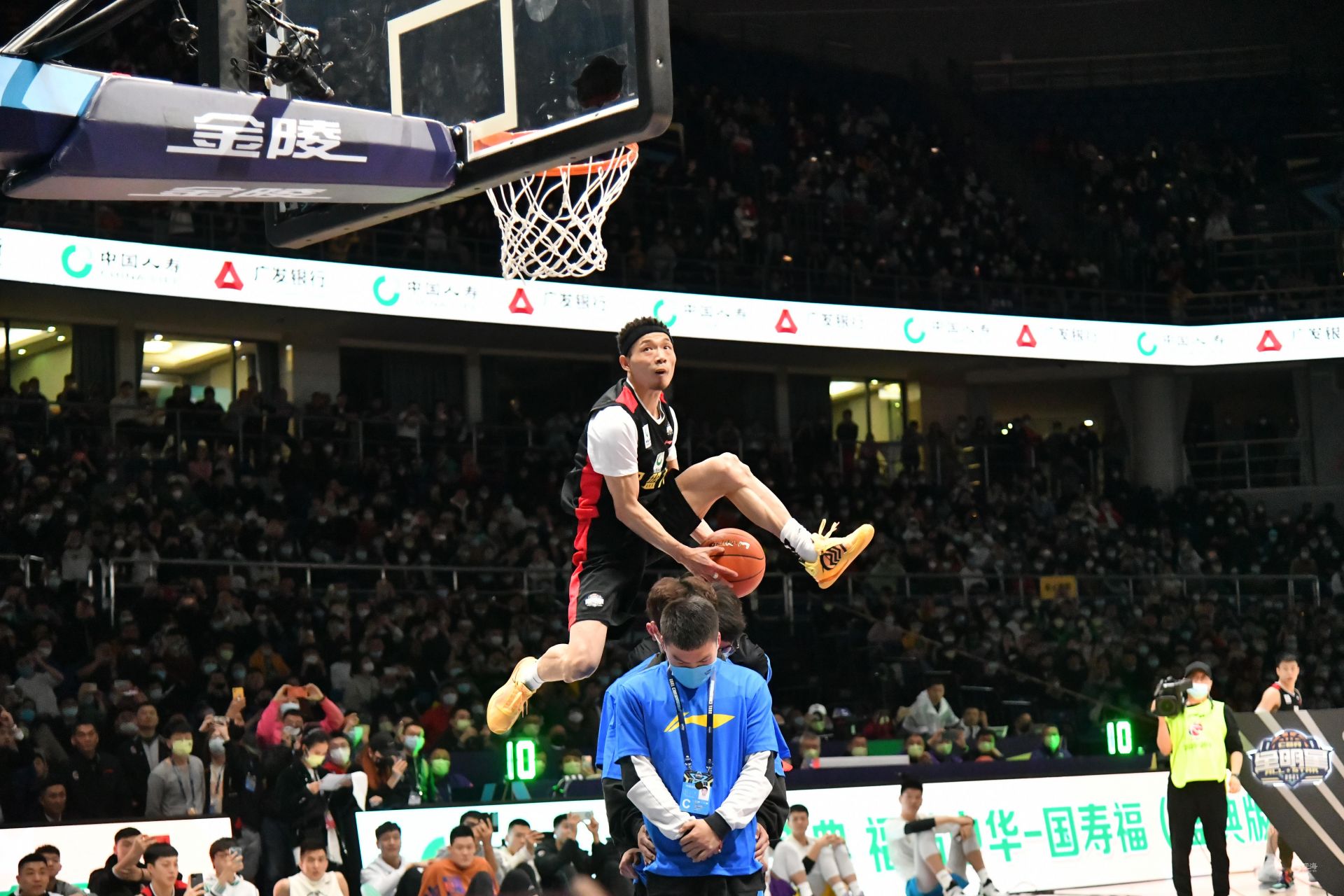 牌心智